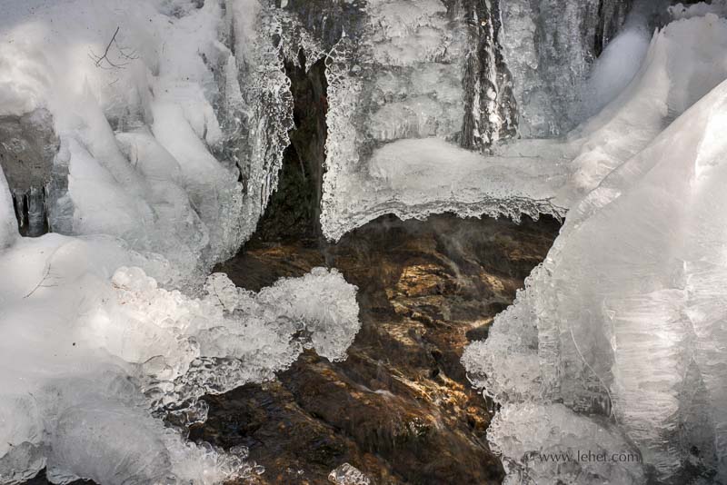 Little Cascade Falls,Frozen